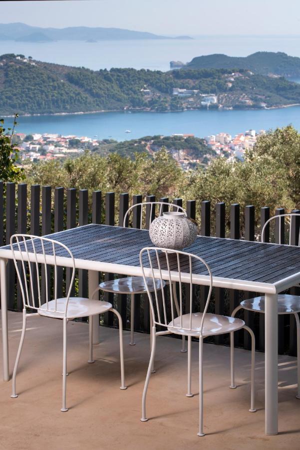 Entechnos Living Aparthotel Megali Ammos  Exterior photo