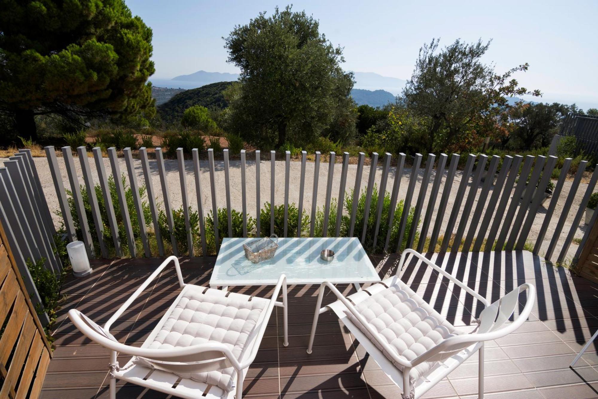 Entechnos Living Aparthotel Megali Ammos  Exterior photo