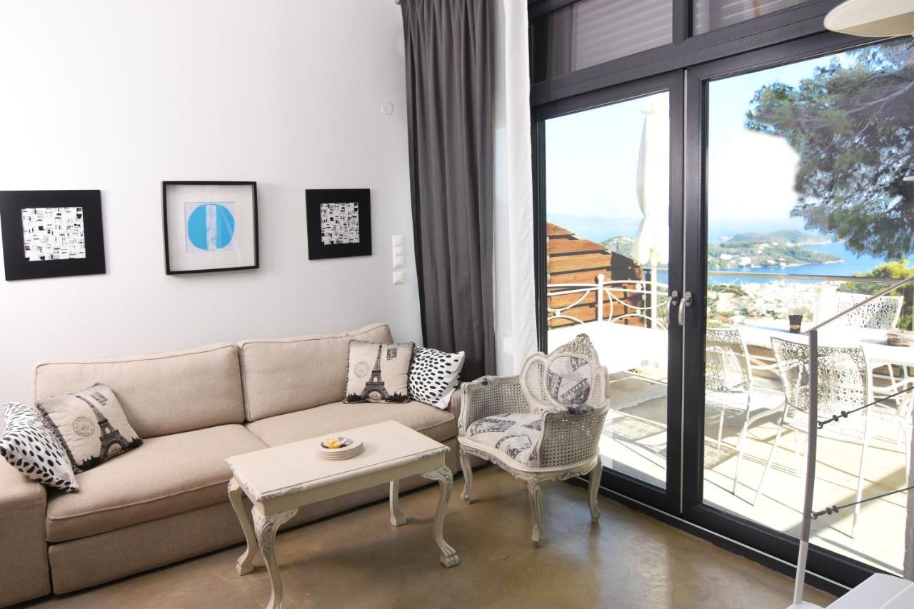 Entechnos Living Aparthotel Megali Ammos  Exterior photo