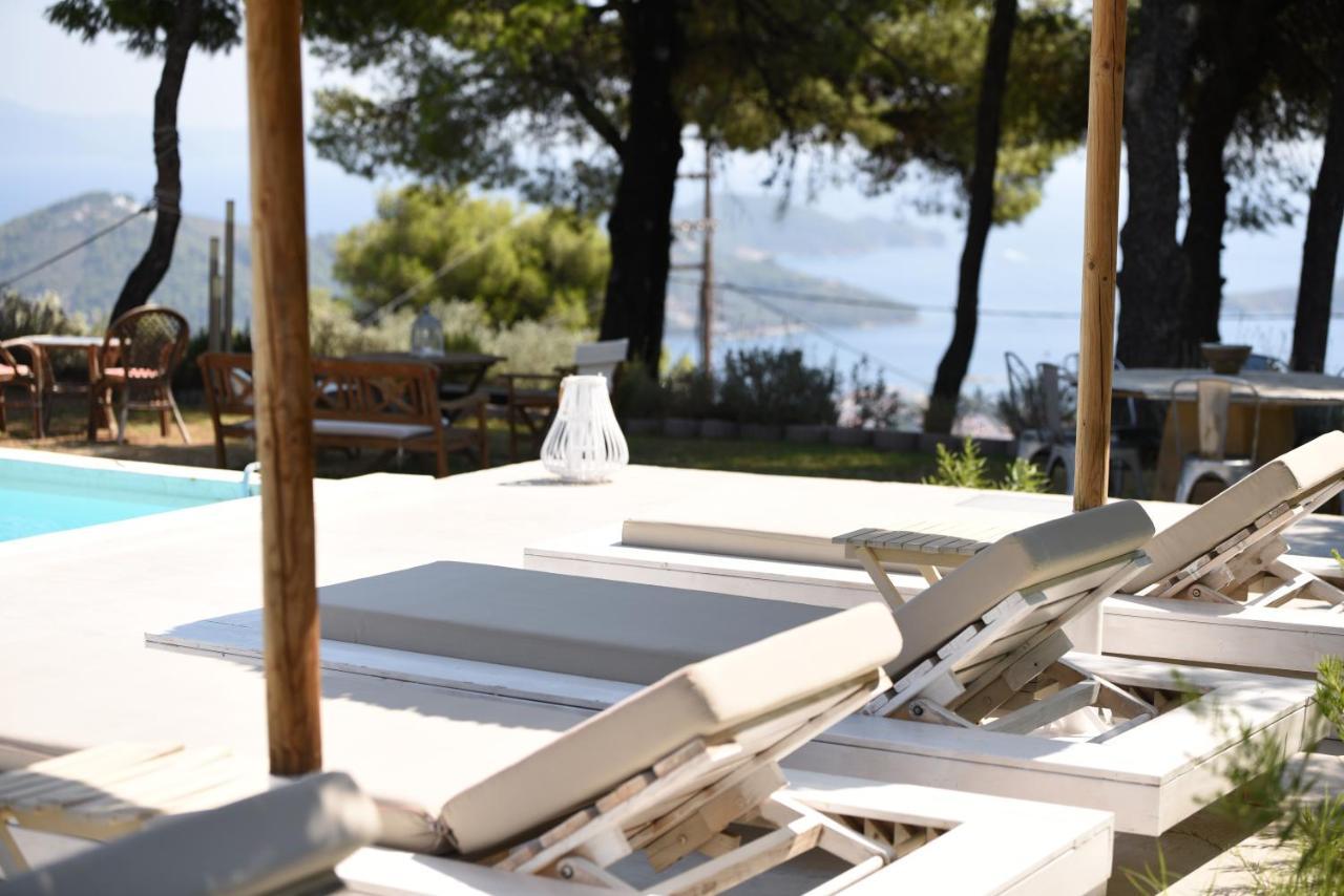 Entechnos Living Aparthotel Megali Ammos  Exterior photo